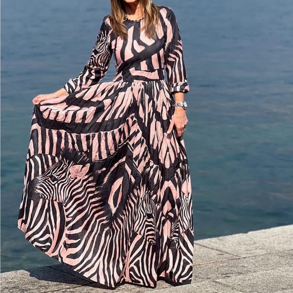 Connor & Blake Joy Dress - Crazy Zebra Pink - Picture 1 of 5